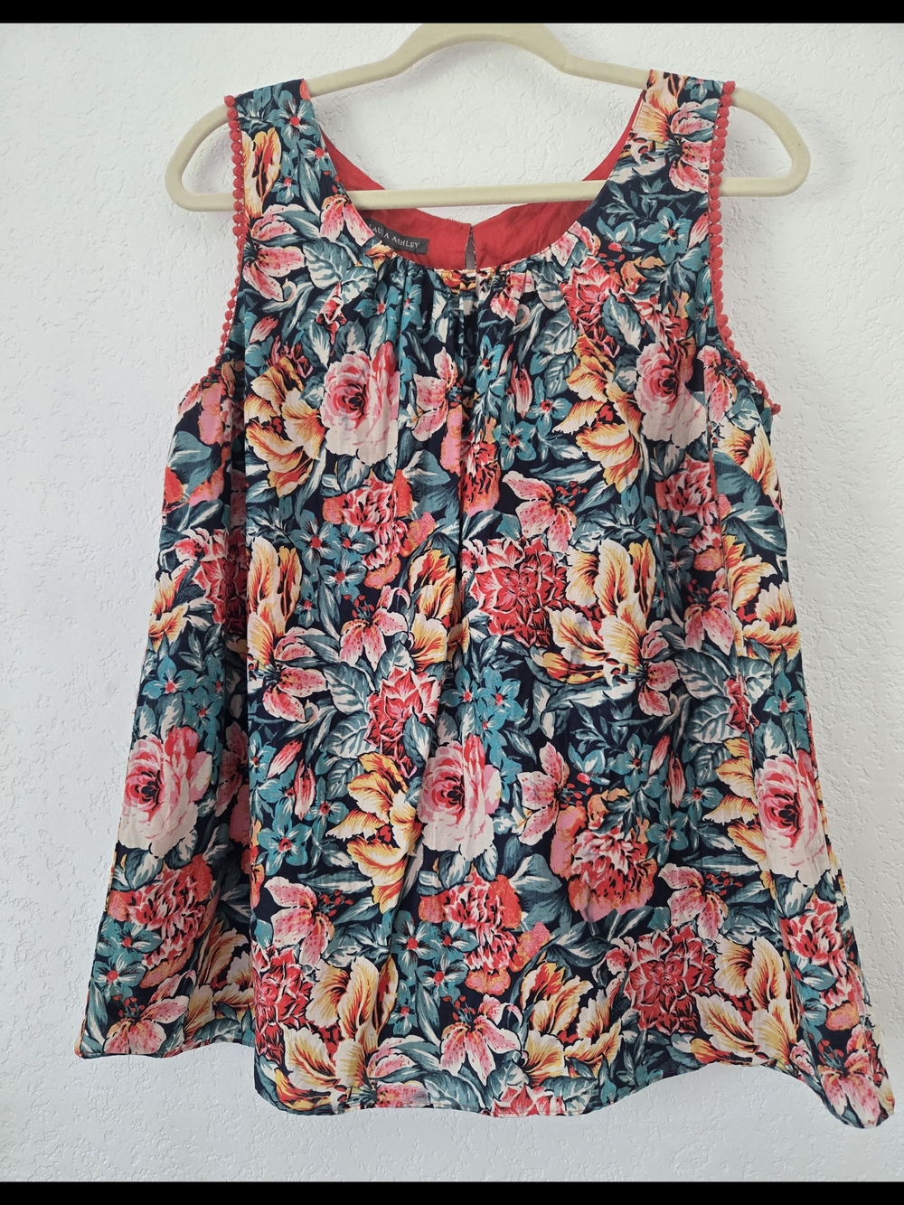 Laura Ashley Floral Scoop Neck Tank Top in Teal and Coral